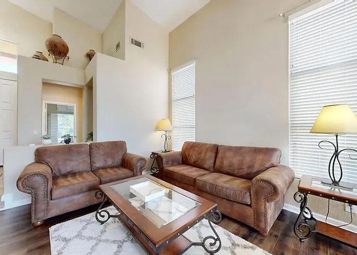 Sleeps 10 Heated Pool Putt Putt Dogs Welcome Holiday home *
