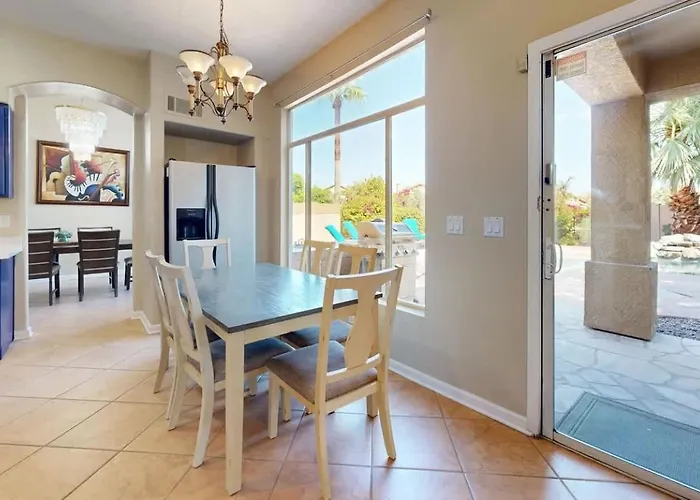 Holiday home Sleeps 10 Heated Pool Putt Putt Dogs Welcome
